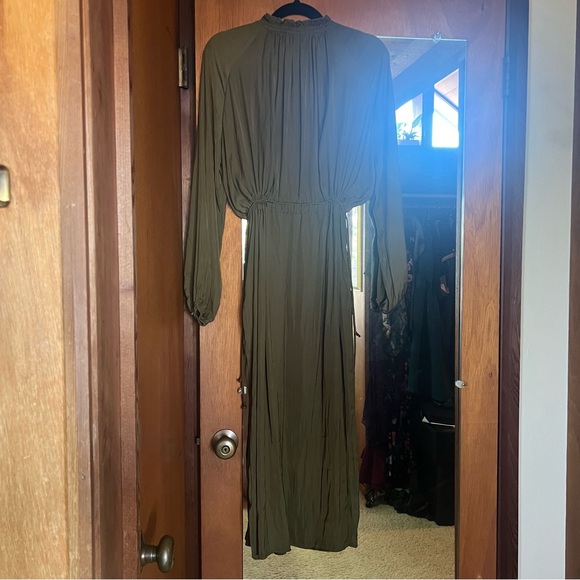 Magdalena Long Sleeve Plisse Dress - Cypress - Picture 4 of 4